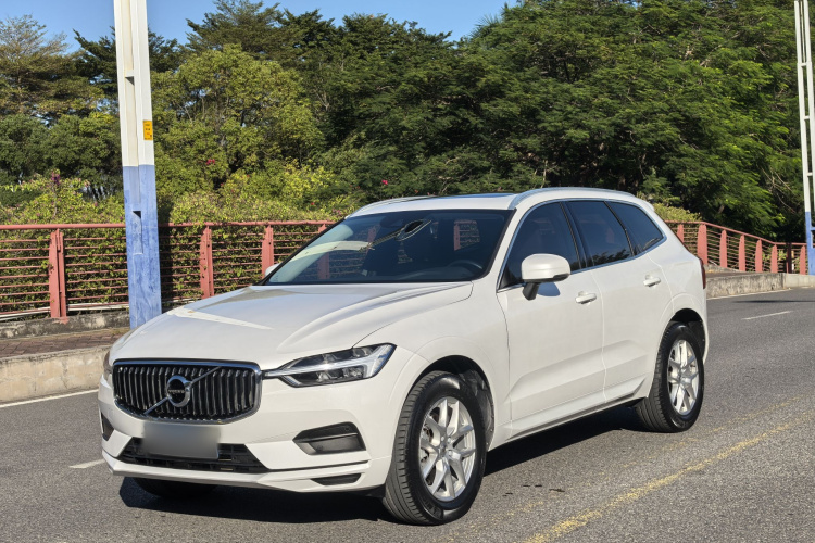 沃尔沃XC60 2019款 T5 四驱智逸版 国VI车身外观6001