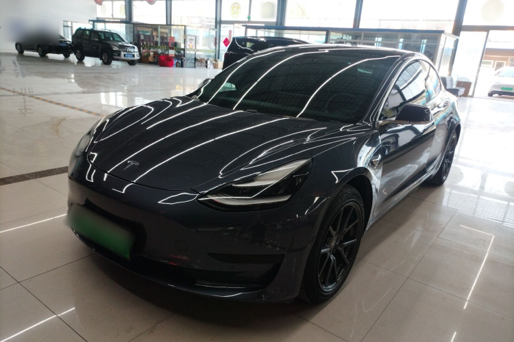 特斯拉 Model 3 2020款 标准续航后驱升级版车身外观1