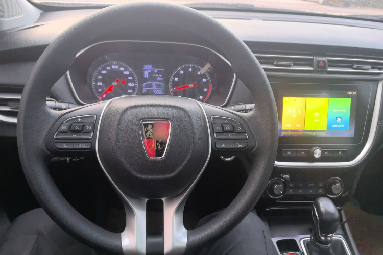 荣威RX3 2020款 1.6L CVT 4G互联超爽精英版中控内饰7002