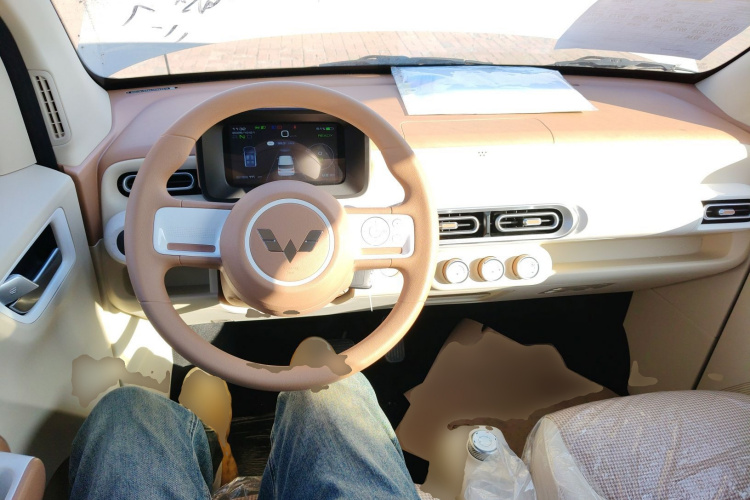 五菱汽车 宏光MINIEV 2024款 第三代 215km 青春版中控内饰12