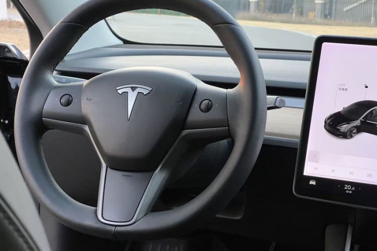 特斯拉 Model 3 2019款 标准续航后驱升级版局部细节13