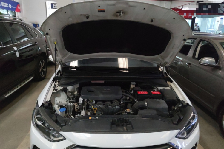 现代 领动 2016款 1.6L 自动智炫·精英型局部细节24