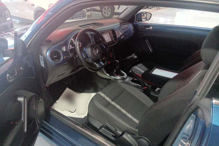 大众 甲壳虫 2017款 180TSI 宜乐版中控内饰19