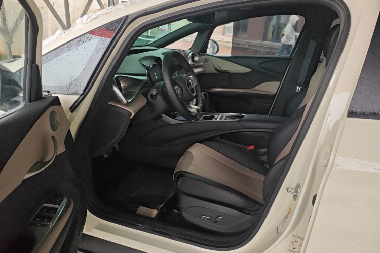 比亚迪 海豚 2025款 420km 自由版中控内饰20