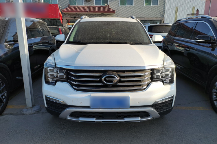 广汽传祺 传祺GS8 2017款 320T 两驱豪华智联版（七座）车身外观2