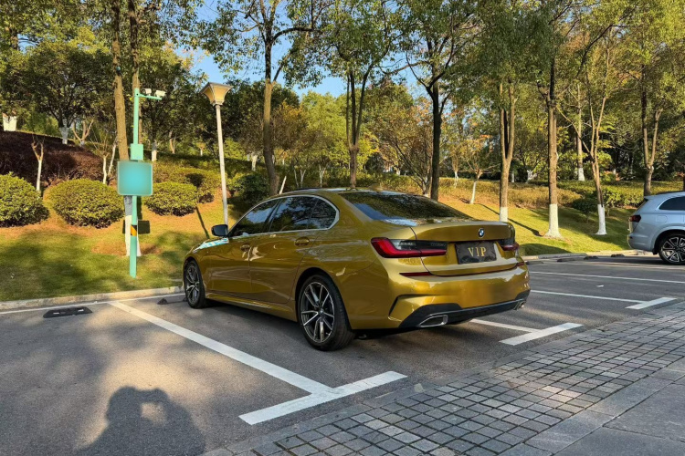 宝马3系 2020款 320Li M运动套装车身外观6003