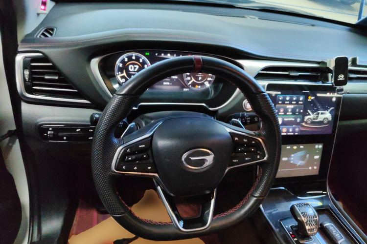 广汽传祺 传祺GS4 PLUS 2022款 390T 自动星际版中控内饰13