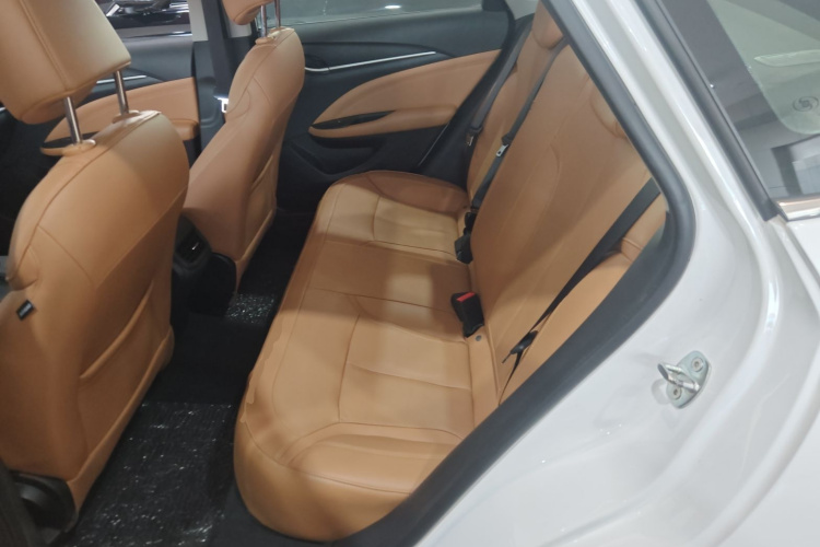 别克 英朗 2018款 18T 自动旗舰型中控内饰21