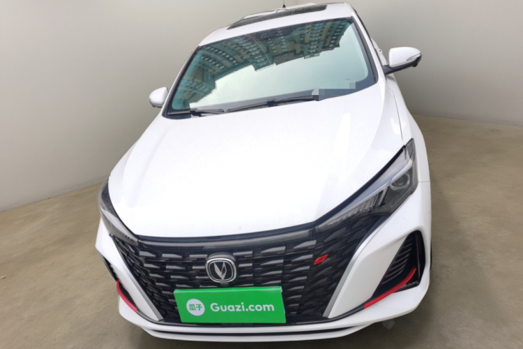 长安 逸动 2023款 畅享版 PLUS 蓝鲸NE 1.4T GDI DCT尊贵版车身外观2