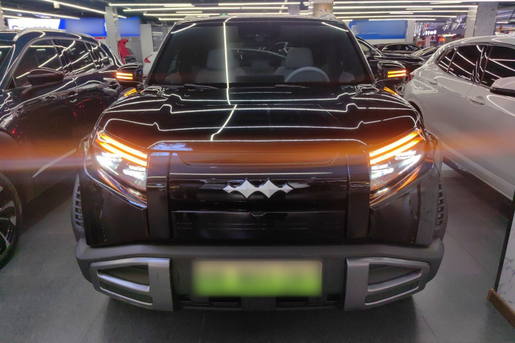 方程豹 钛3 2025款 501KM 后驱智驾Max版车身外观2