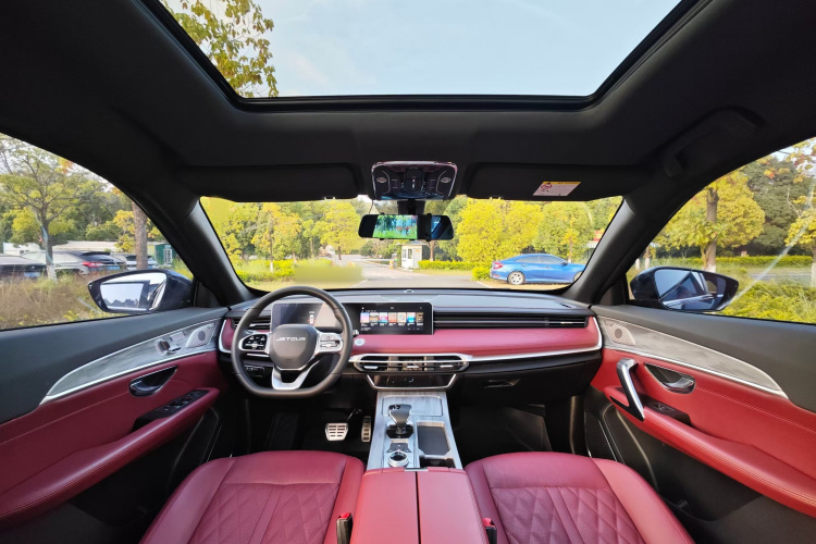 捷途X70 PLUS 2023款 1.6T DCT强者 7座中控内饰7002