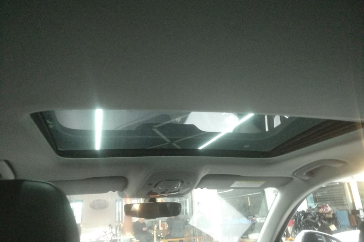 奥迪A4L 2018款 30周年年型 40 TFSI 进取型中控内饰22