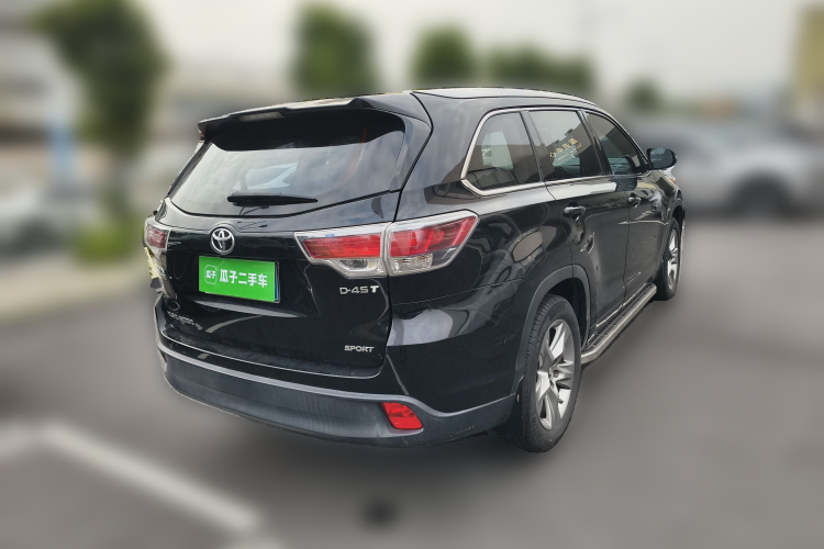 丰田 汉兰达 2015款 2.0T 两驱豪华版 7座车身外观7