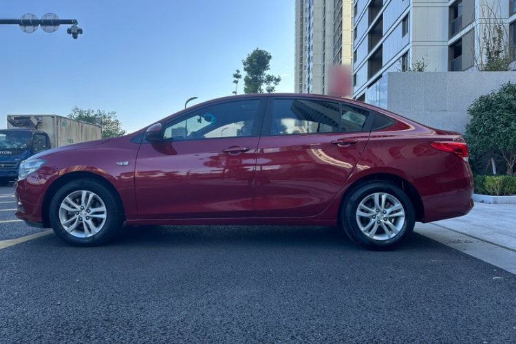 雪佛兰 科沃兹 2019款 320 自动欣悦版车身外观6005