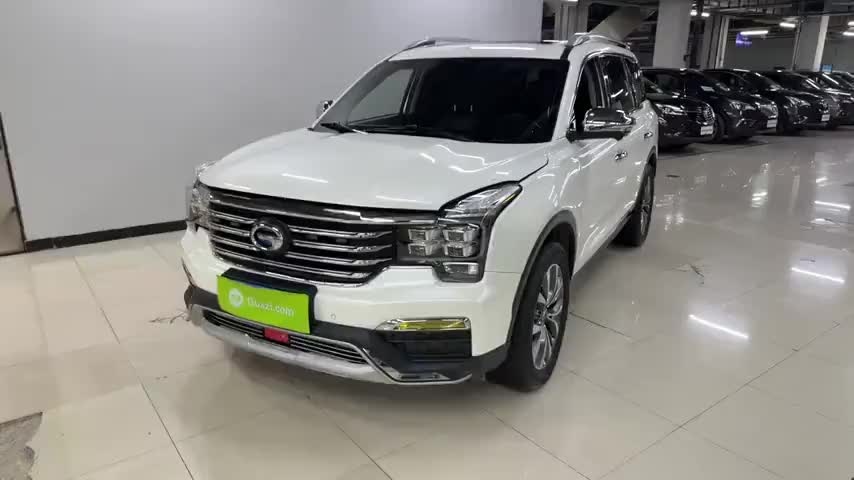 广汽传祺 传祺GS8 2017款 320T 四驱豪华智联版（七座）实拍1