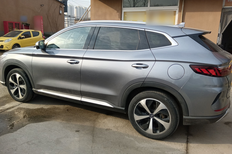 比亚迪 宋PLUS新能源 2021款 DM-i 110KM 旗舰PLUS车身外观4