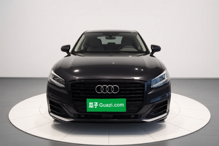 奥迪Q2L 2020款 35 TFSI 时尚动感型车身外观2