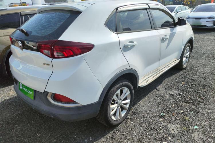 名爵 锐腾 2015款 1.5TGI 手动精英版车身外观6005