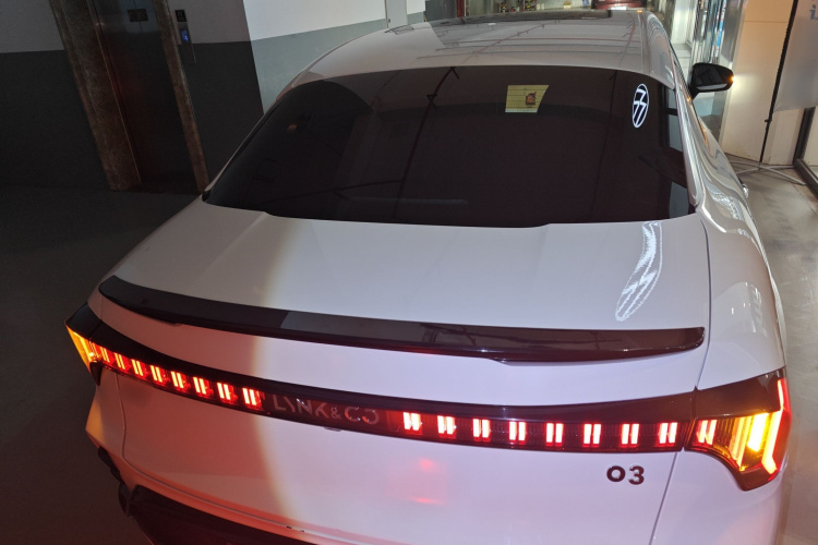 领克03 2023款 2.0TD DCT劲Pro车身外观6004