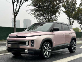 吉利汽车 吉利icon 2023款 1.5TD 巧克力醇巧版