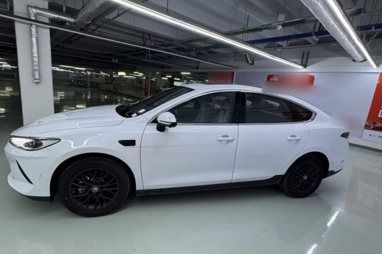 比亚迪 秦PLUS 2025款 EV 智驾版 510KM领先型车身外观6004