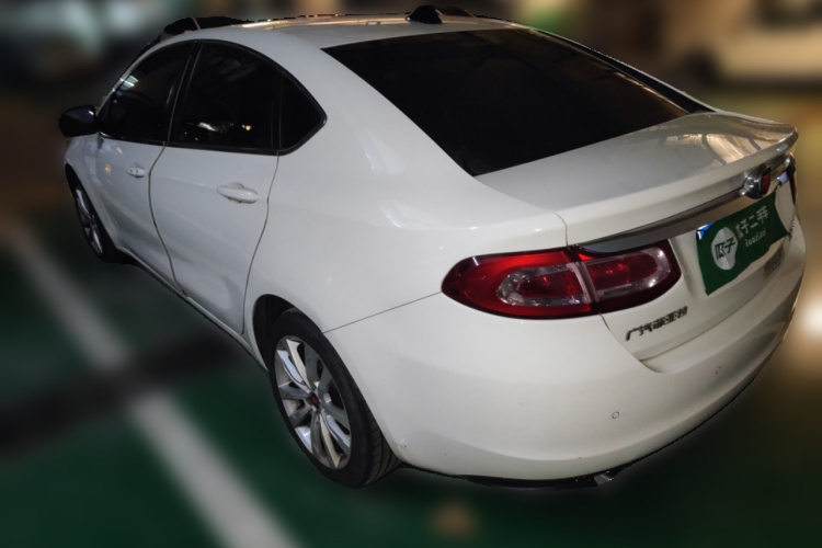 菲亚特 菲翔 2015款 1.4T 自动智享版车身外观5