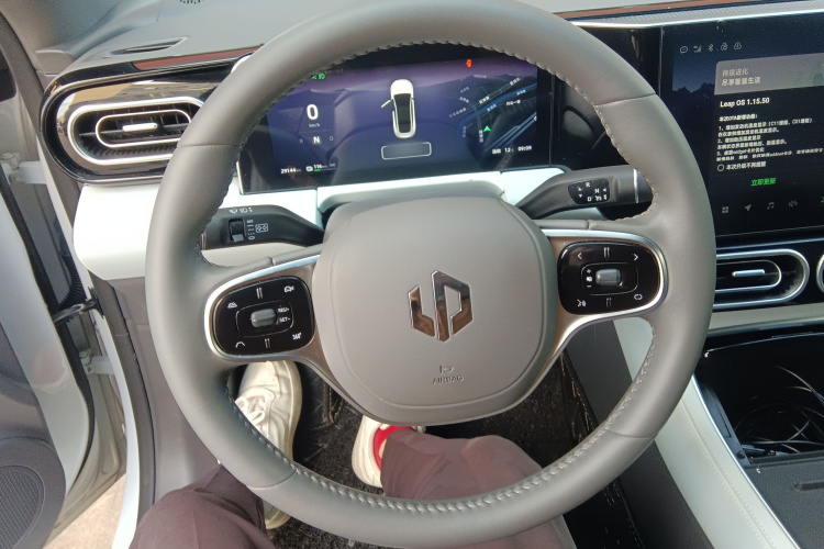 零跑汽车 零跑C01 2023款 525舒享版中控内饰13