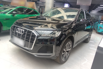 奥迪Q7 2022款 55 TFSI quattro S line运动型