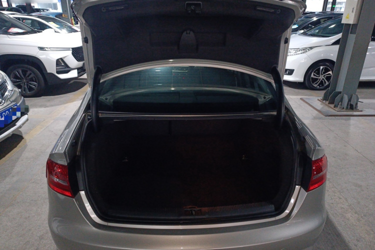 奥迪A4L 2015款 35 TFSI 自动标准型局部细节23