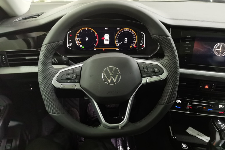 大众 帕萨特 2026款 出众款 330TSI 星空精英版中控内饰13