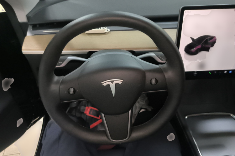 特斯拉 Model Y 2022款 后轮驱动版中控内饰13