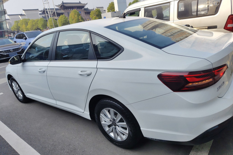 大众 朗逸 2023款 1.5L 自动得逸版车身外观6003