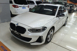 宝马1系 2023款 120i M运动曜夜版