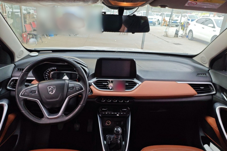 宝骏510 2017款 1.5L 手动豪华型中控内饰7002