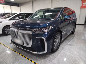 岚图汽车 岚图梦想家 2025款 PHEV 四驱旗舰鲲鹏版