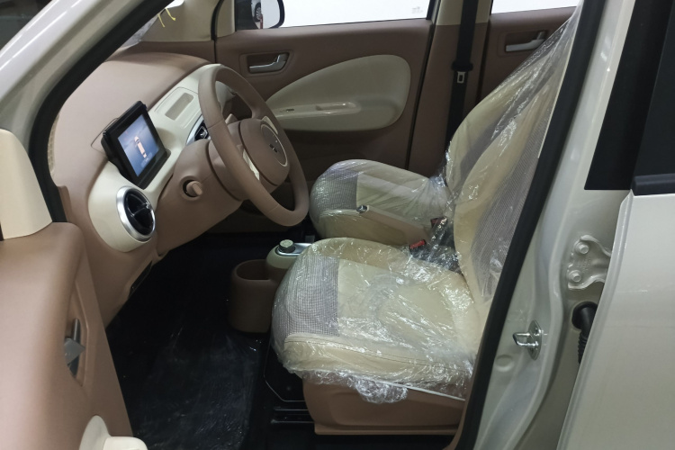 五菱汽车 宏光MINIEV 2025款 四门版 进阶款中控内饰19