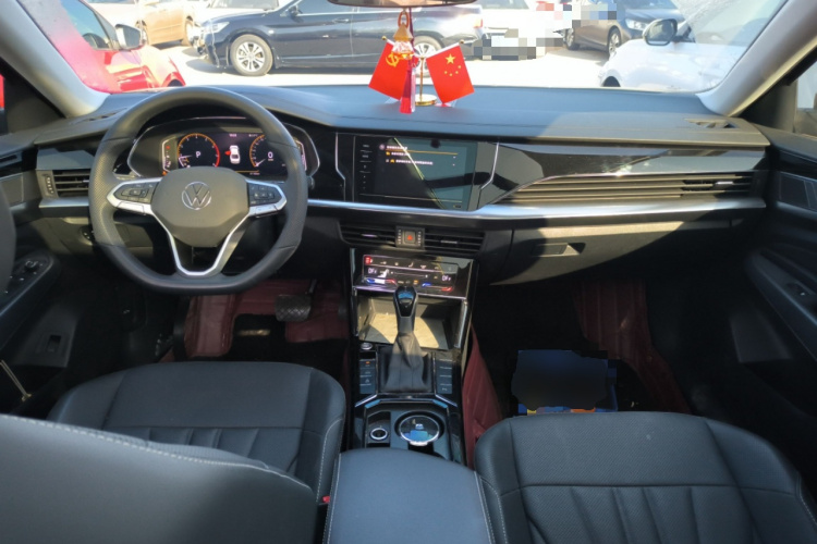 大众 帕萨特 2025款 出众款 330TSI 精英版中控内饰12