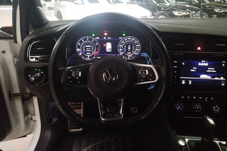 大众 高尔夫 2020款 挚爱版 280TSI DSG R-Line中控内饰13