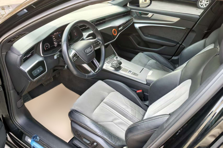 奥迪A6L 2019款 40 TFSI 豪华动感型中控内饰7004