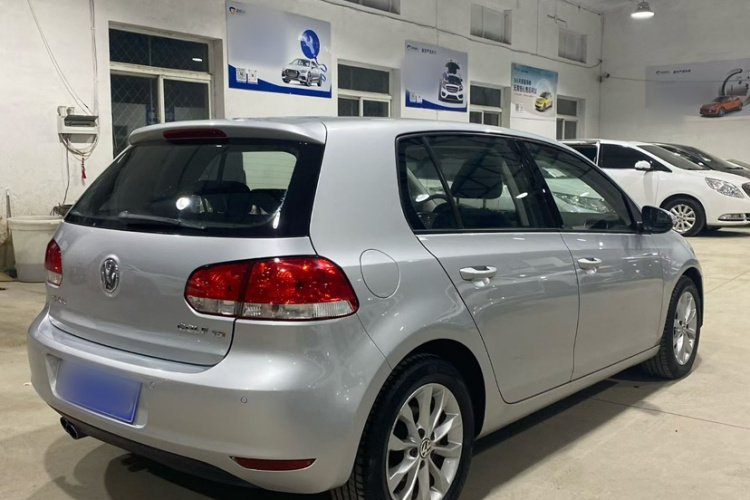 大众 高尔夫 2011款 1.4TSI 自动豪华型车身外观6004
