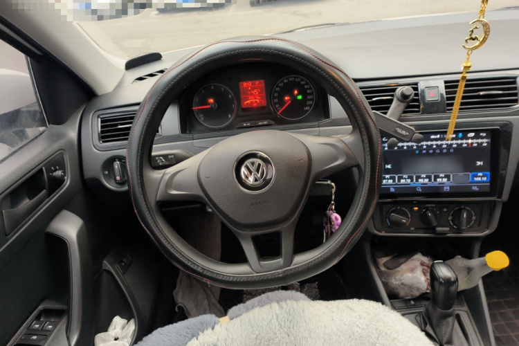 大众 桑塔纳 2021款 1.5L 自动风尚版中控内饰13