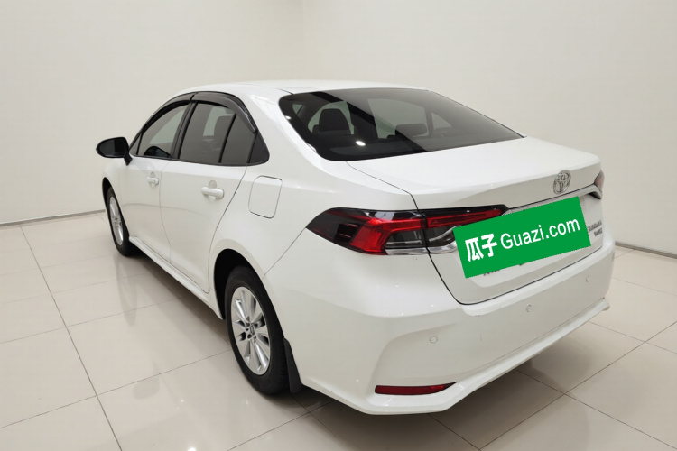 丰田 卡罗拉 2019款 1.2T S-CVT GL先锋版车身外观5