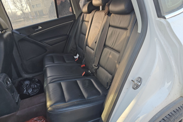 大众 途观 2015款 1.8TSI 自动两驱舒适版中控内饰21