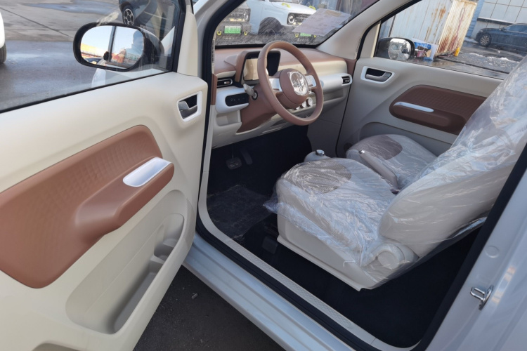 五菱汽车 宏光MINIEV 2024款 第三代 215km 青春版中控内饰7003