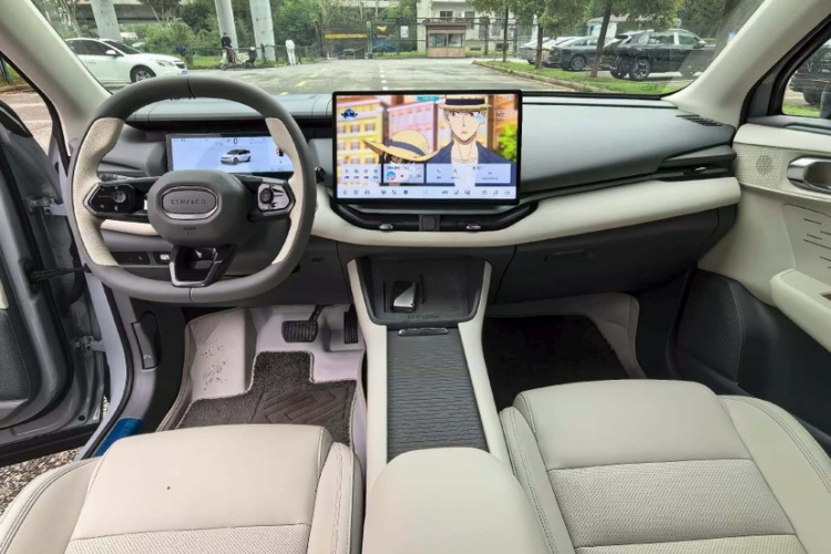 领克06 EM-P 2023款 EM-P 126长续航Halo中控内饰7003