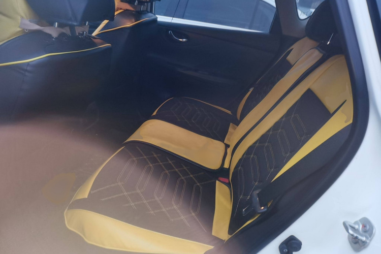 日产 骐达TIIDA 2021款 1.6L CVT酷动版中控内饰7004