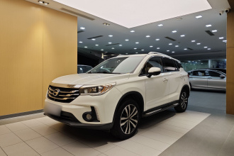 广汽传祺 传祺GS4 2017款 235T 自动两驱豪华智联版