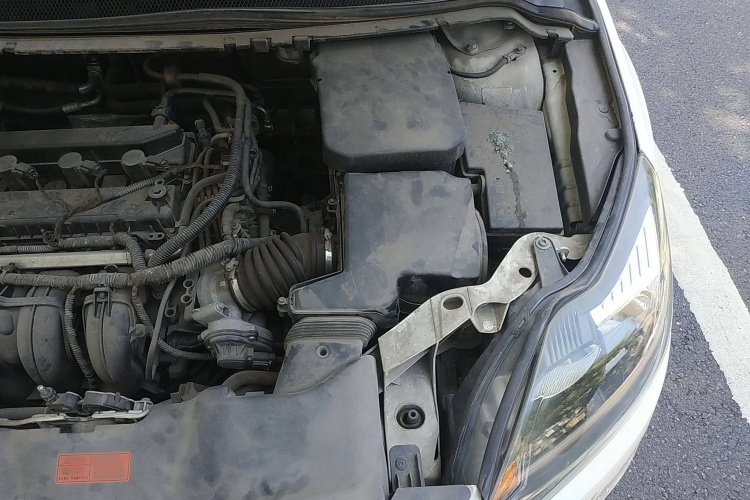 福特 福克斯 2013款 两厢经典 1.8L 手动百万纪念版局部细节9007