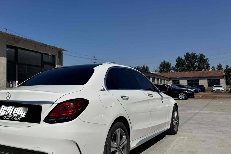 奔驰C级 2021款 C 260 L 运动版车身外观6005