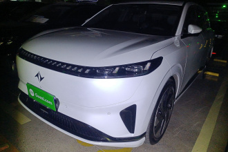 东风奕派 eπ008 2024款 210Max增程版 6座